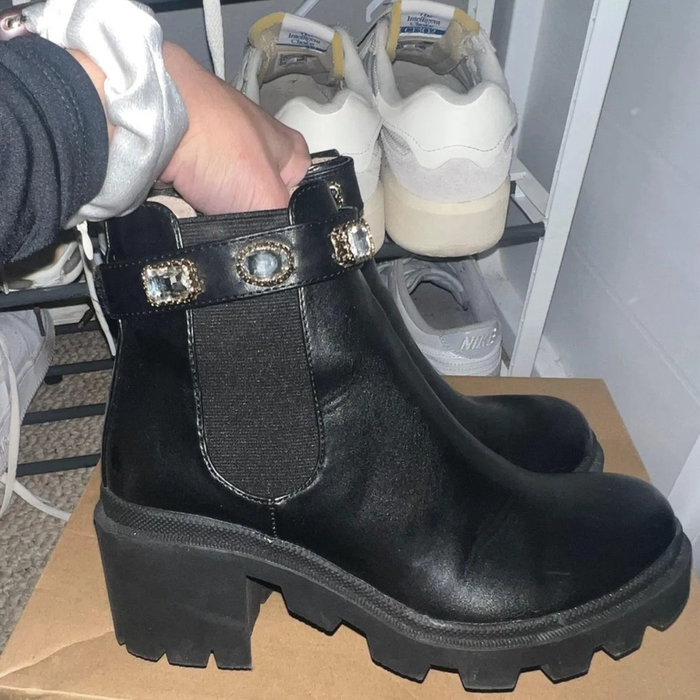 Steve Madden booties